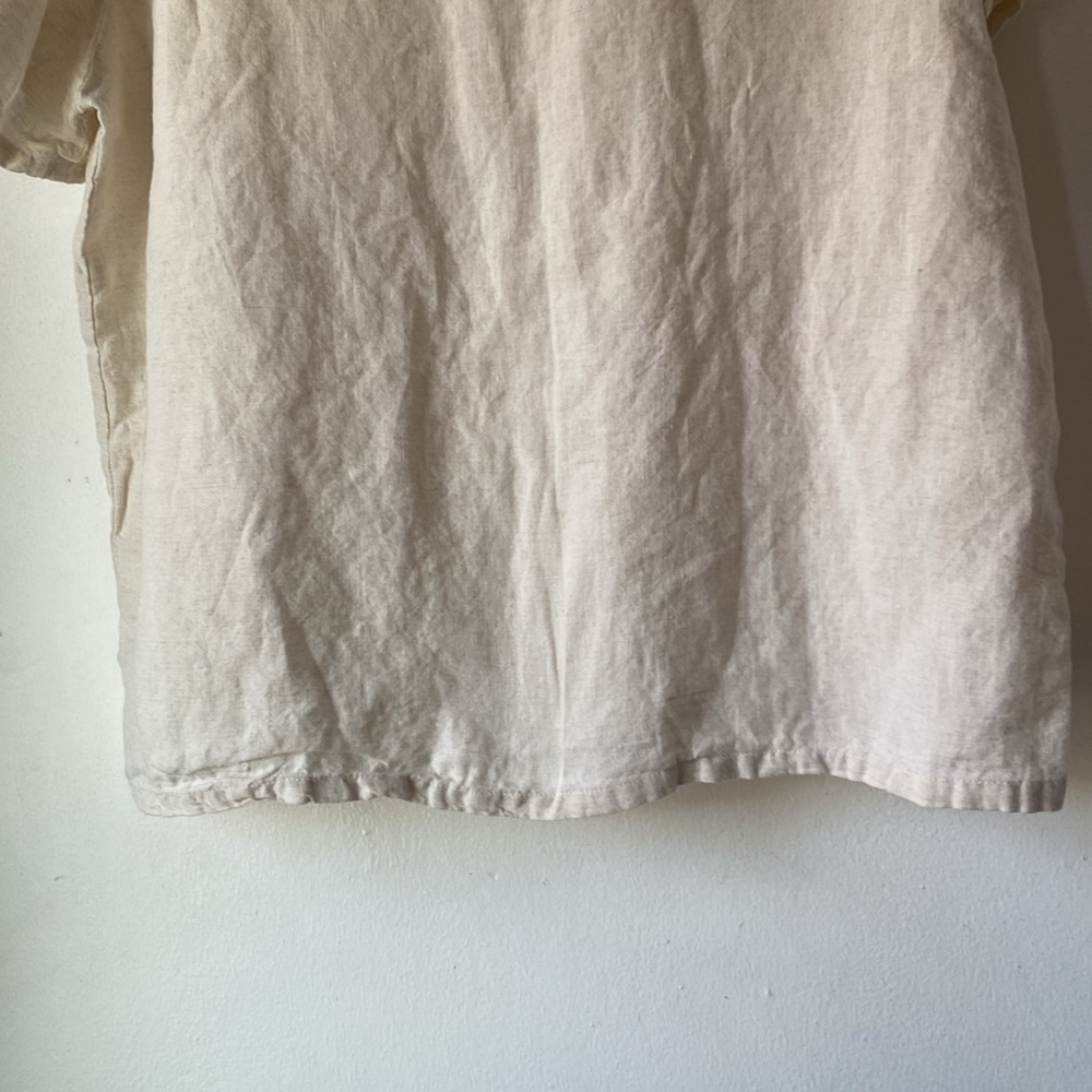 Bed Threads L Linen V Neck Top - Picture 10 of 12